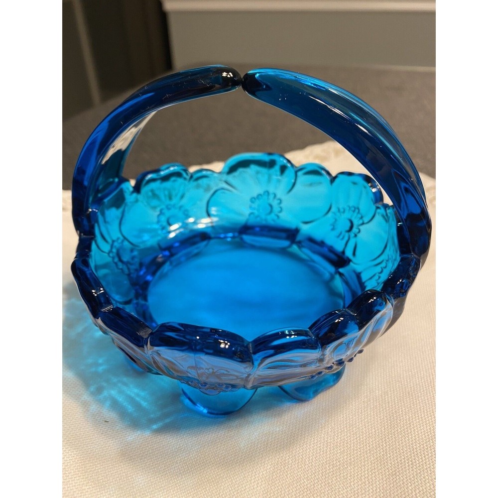 Vtg Blue Glass Daisy Flower Glass Leaf Basket Handle Candy Dish Scalloped Edge